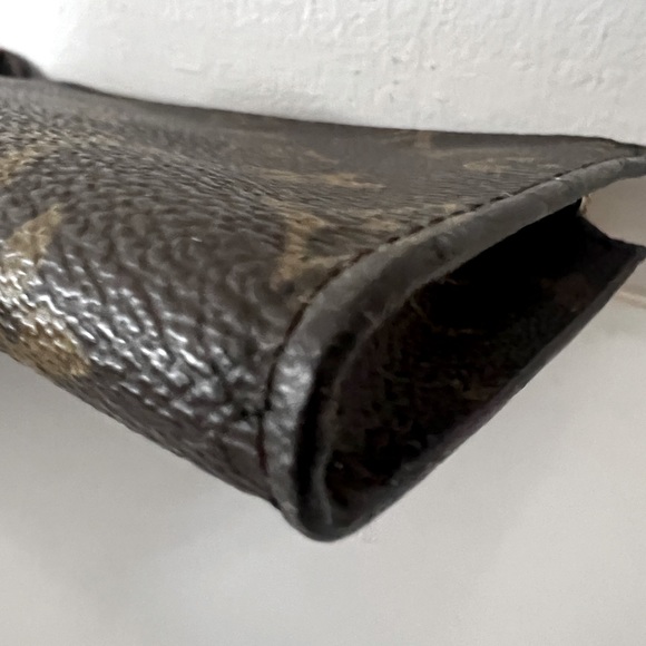 🤎 LV Accessory POUCH (from Monogram Bucket PM) - Picture 5 of 14